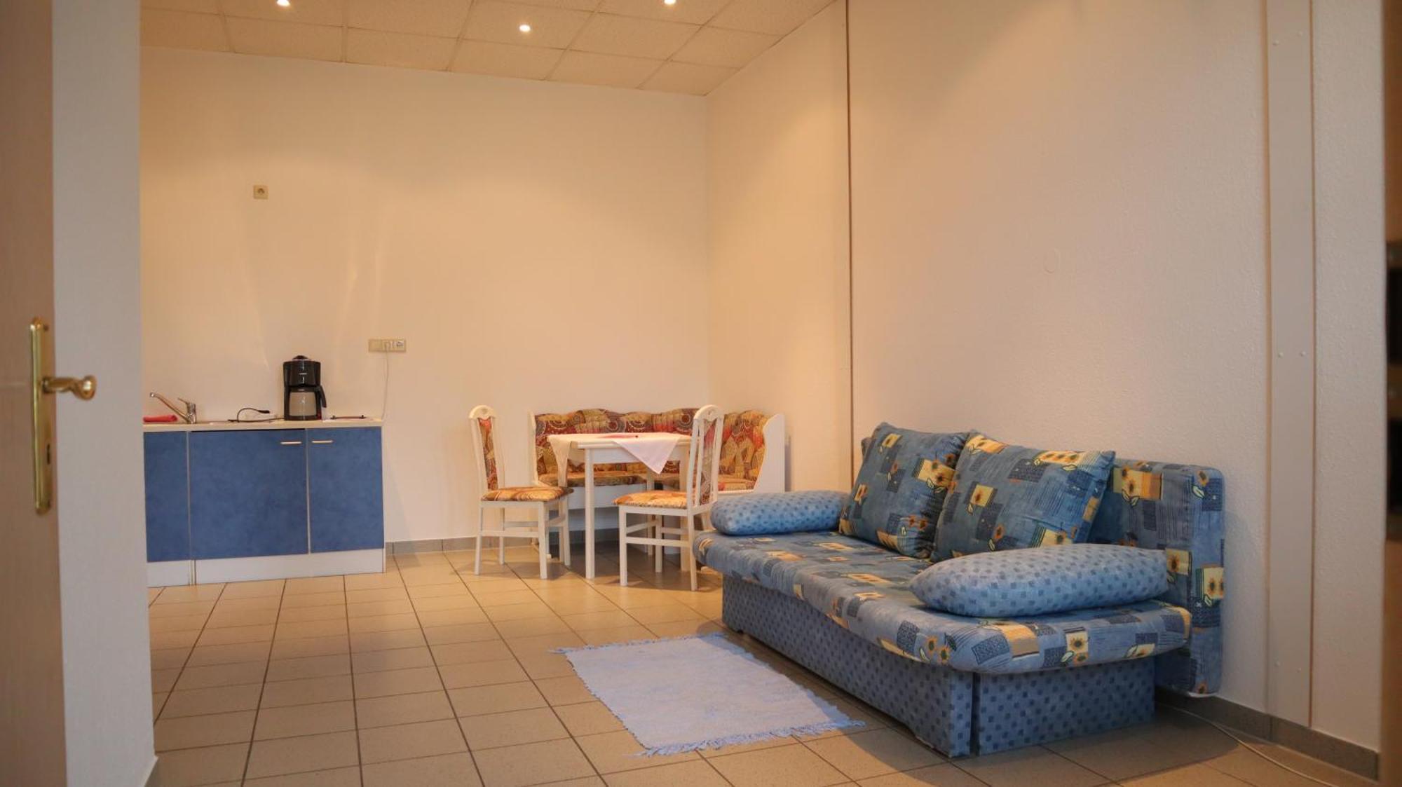 Tonis Tenne Eschbach  Zimmer foto